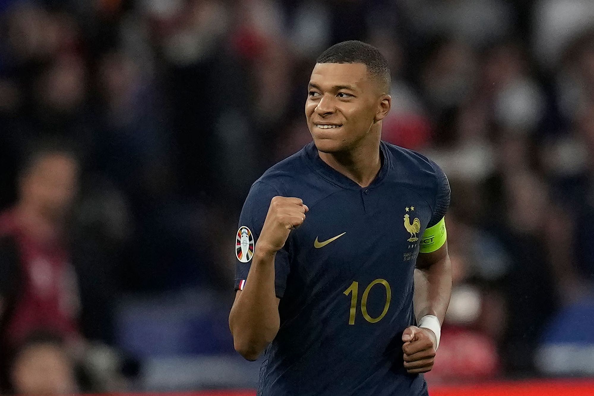 Kylian Mbappé - Cầu thủ ghi bàn xuất sắc tại Ligue 1