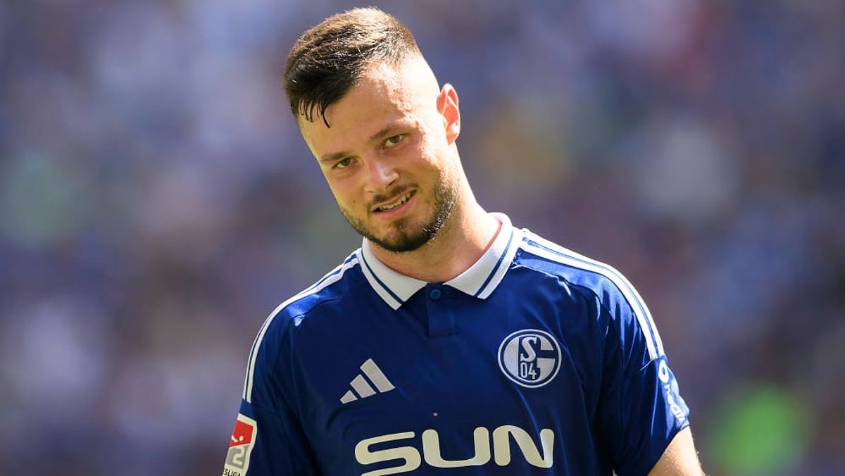 Schalke 04: Những Thách Thức Khó Khăn 1