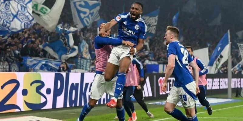 Tình hình Schalke tụt hạng